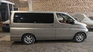 Nissan Elgrand 3.5L