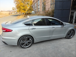 Ford Fusion Titanium 2.0T